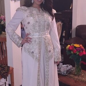 Moroccan style abay
